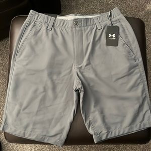 UNDER ARMOUR Men’s Golf Short NWT